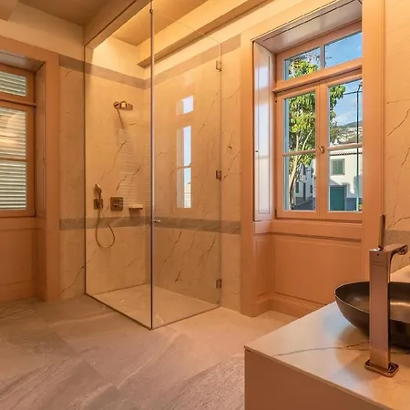 Ferienhaus Mit Privatpool Fuer 12 Personen In Sao Goncalo, Madeira בית נופש *